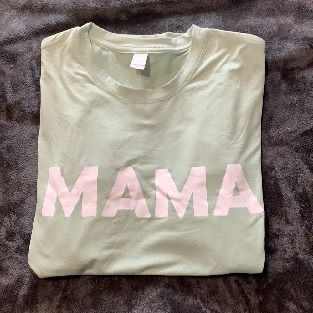 MAMA long sleeve shirt